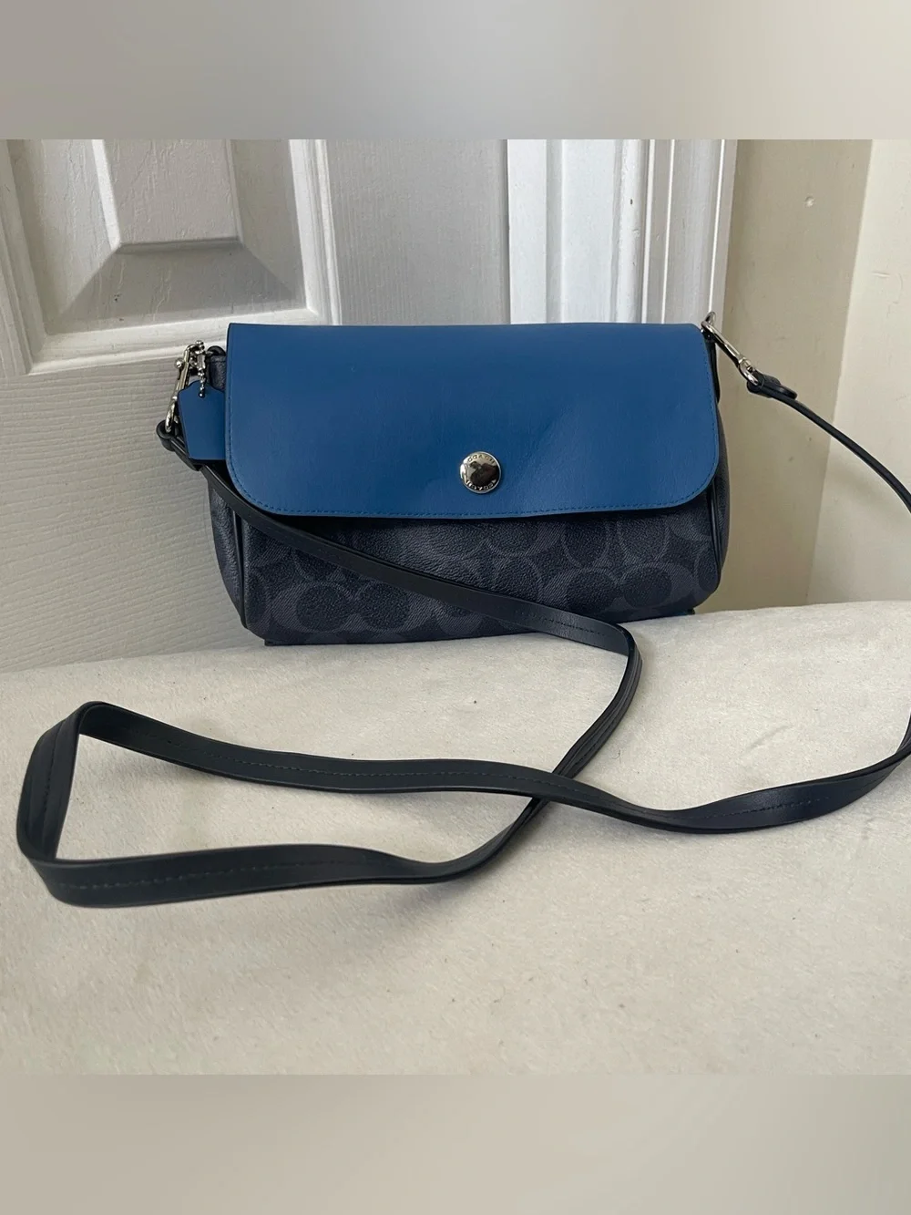 Coach crossbody featuring